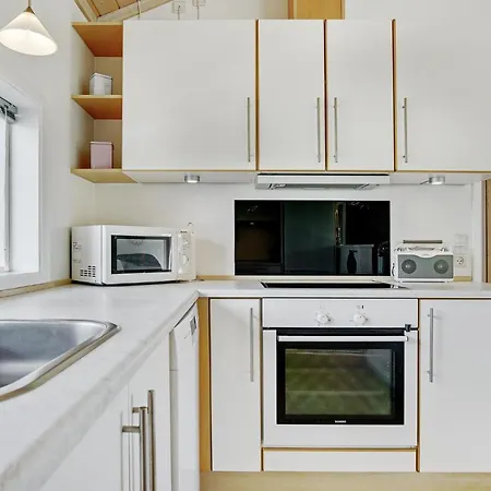 2 Bedroom Nice In Vaeggerlose